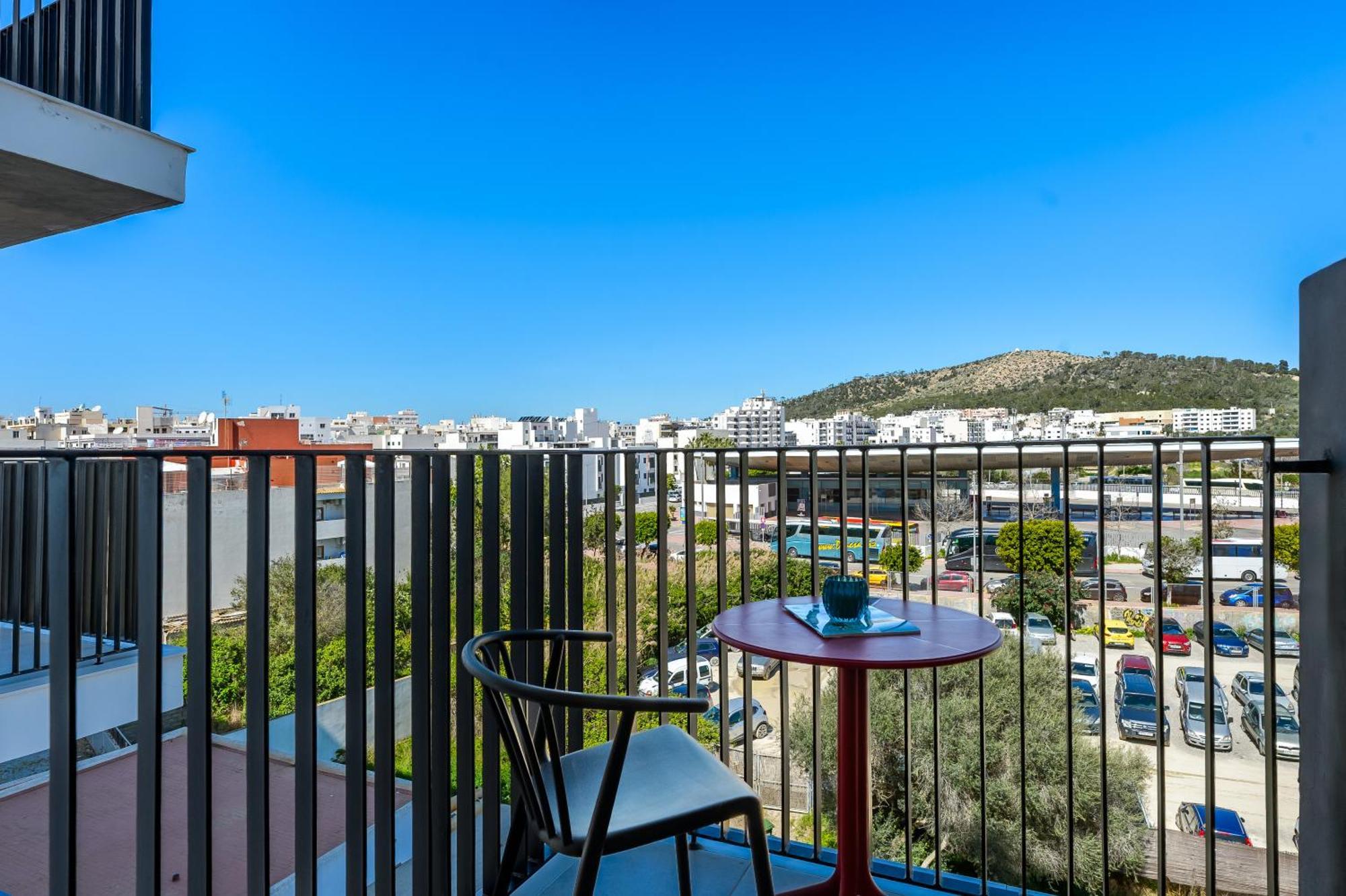 Hotel Vibra District - Adults Only Sant Antoni de Portmany Dış mekan fotoğraf