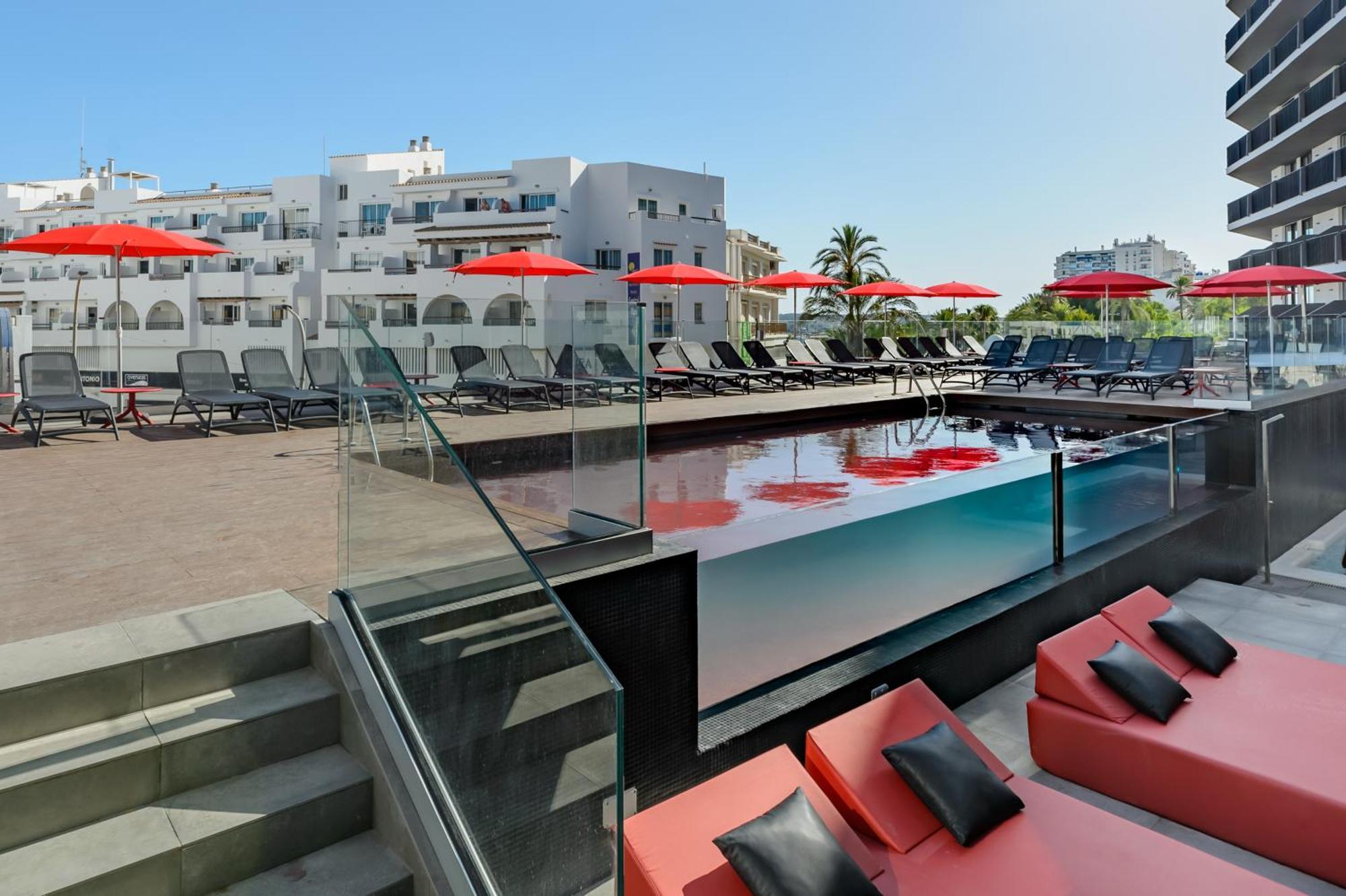 Hotel Vibra District - Adults Only Sant Antoni de Portmany Dış mekan fotoğraf